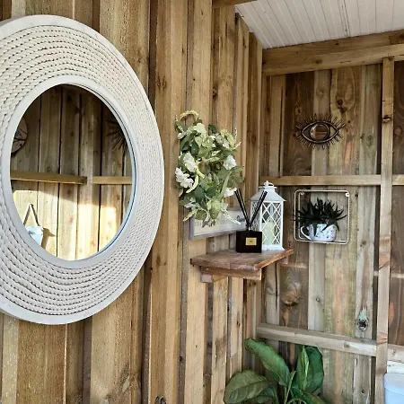 Deerstone Glamping-pinhaw Beacon Dome Hot Tub * Earby